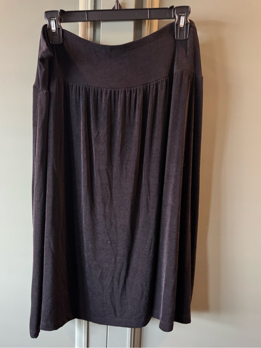 Daisy Fuentes Black A-Line Midi Skirt